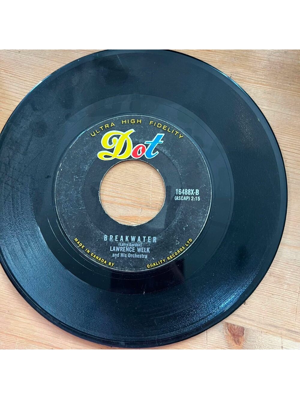 Lawrence Welk and his Orchestra - Breakwater/Scarlett O'Hara 45rpm VG+ R08